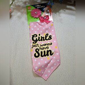 NWT Vibrant Life Bandana Set for dog/cat